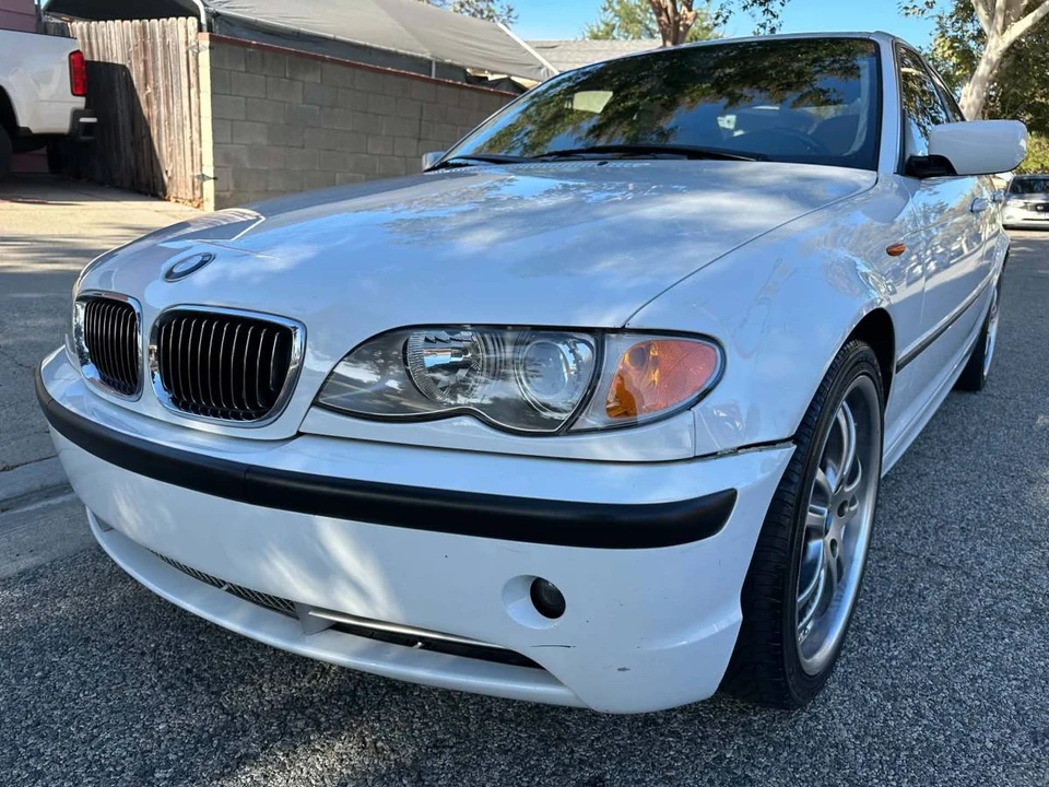 2002 BMW E46 330i & 330Ci - Image 7 of 24