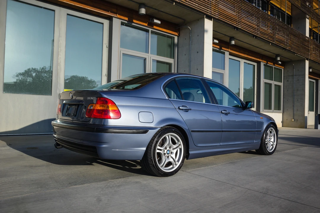 2002 BMW E46 330i & 330Ci - Image 28 of 31