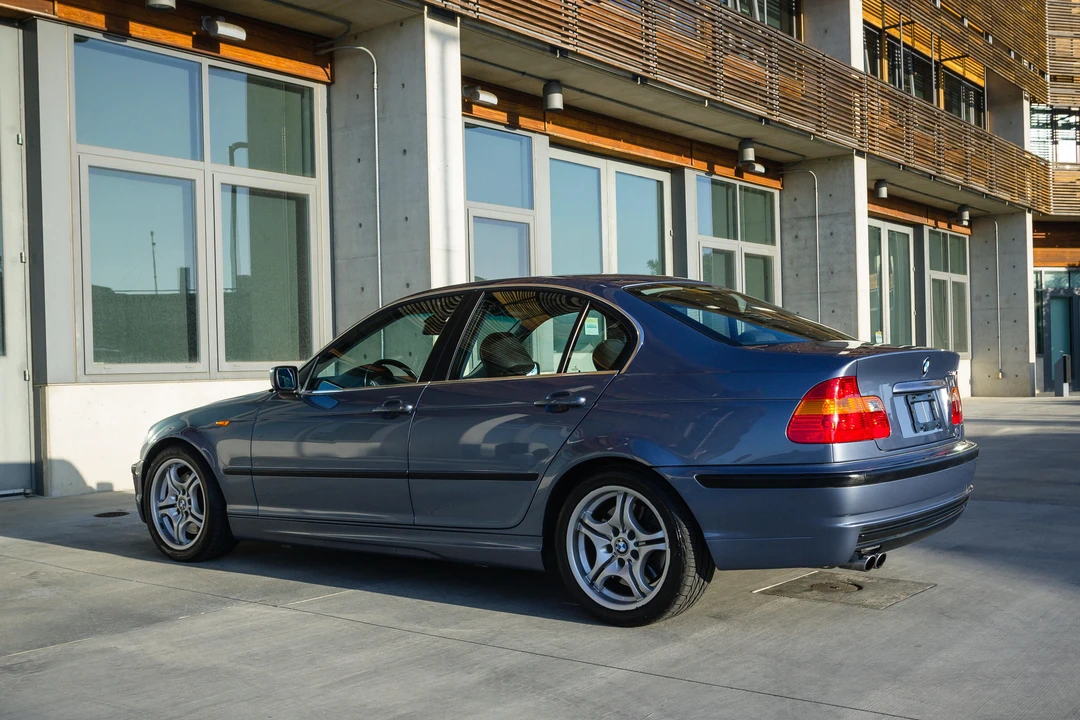 2002 BMW E46 330i & 330Ci - Image 13 of 31