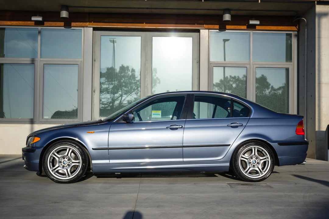 2002 BMW E46 330i & 330Ci - Image 3 of 31
