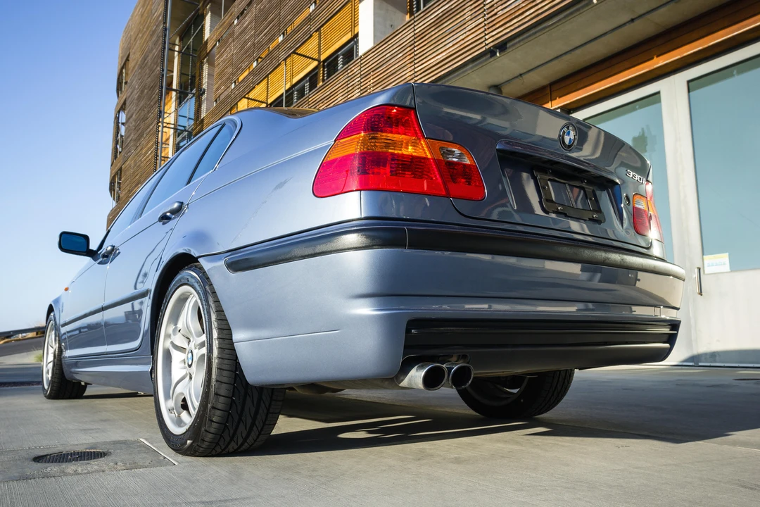 2002 BMW E46 330i & 330Ci - Image 19 of 31
