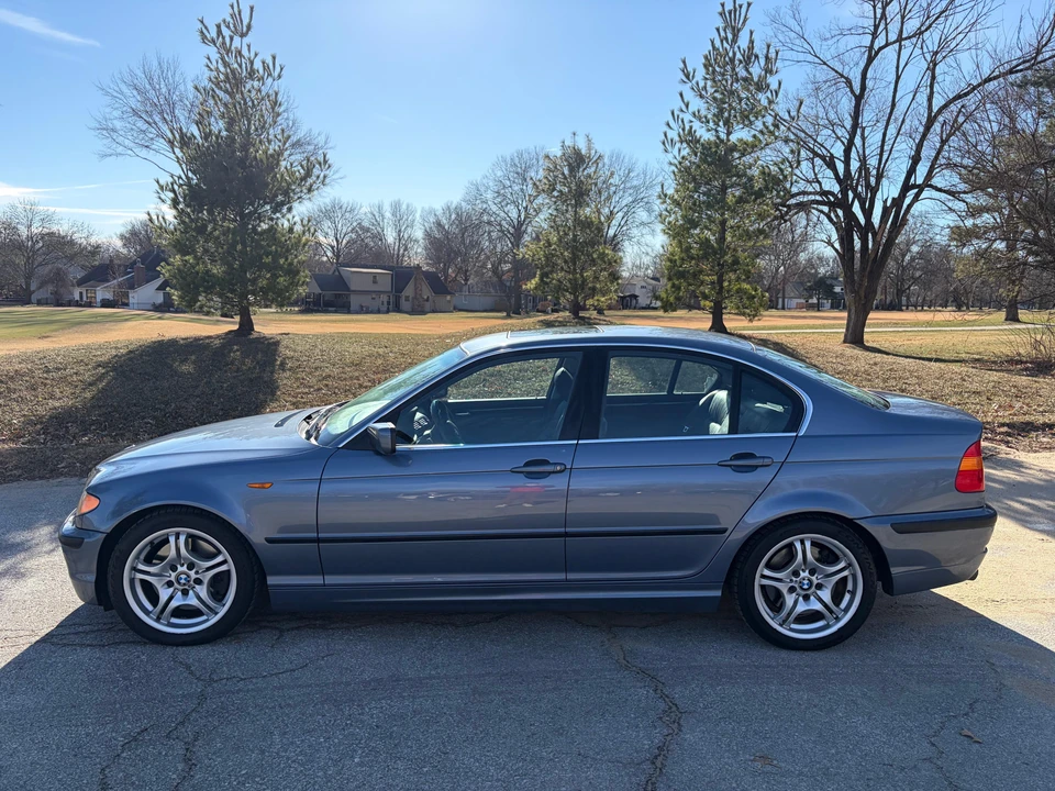 2002 BMW E46 330i & 330Ci - Image 10 of 31