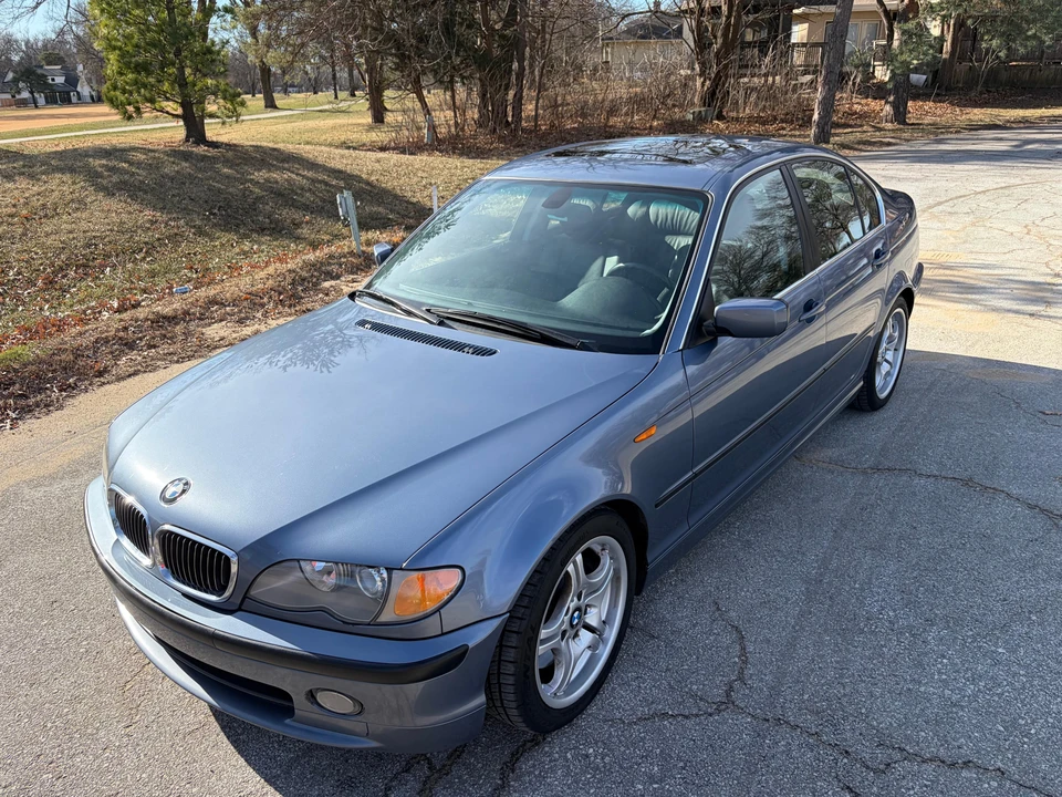 2002 BMW E46 330i & 330Ci - Image 8 of 31