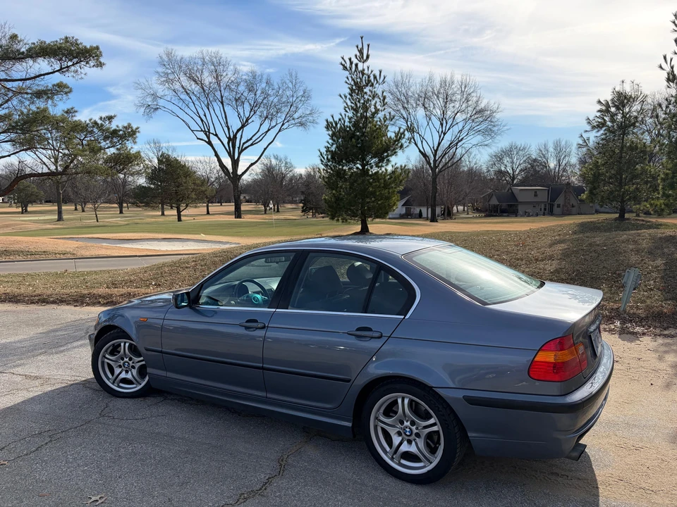 2002 BMW E46 330i & 330Ci - Image 11 of 31