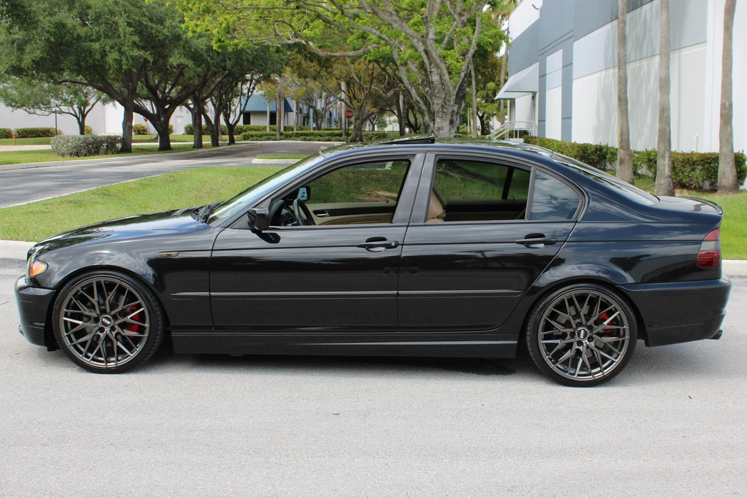 2002 BMW E46 330i & 330Ci - Image 9 of 24