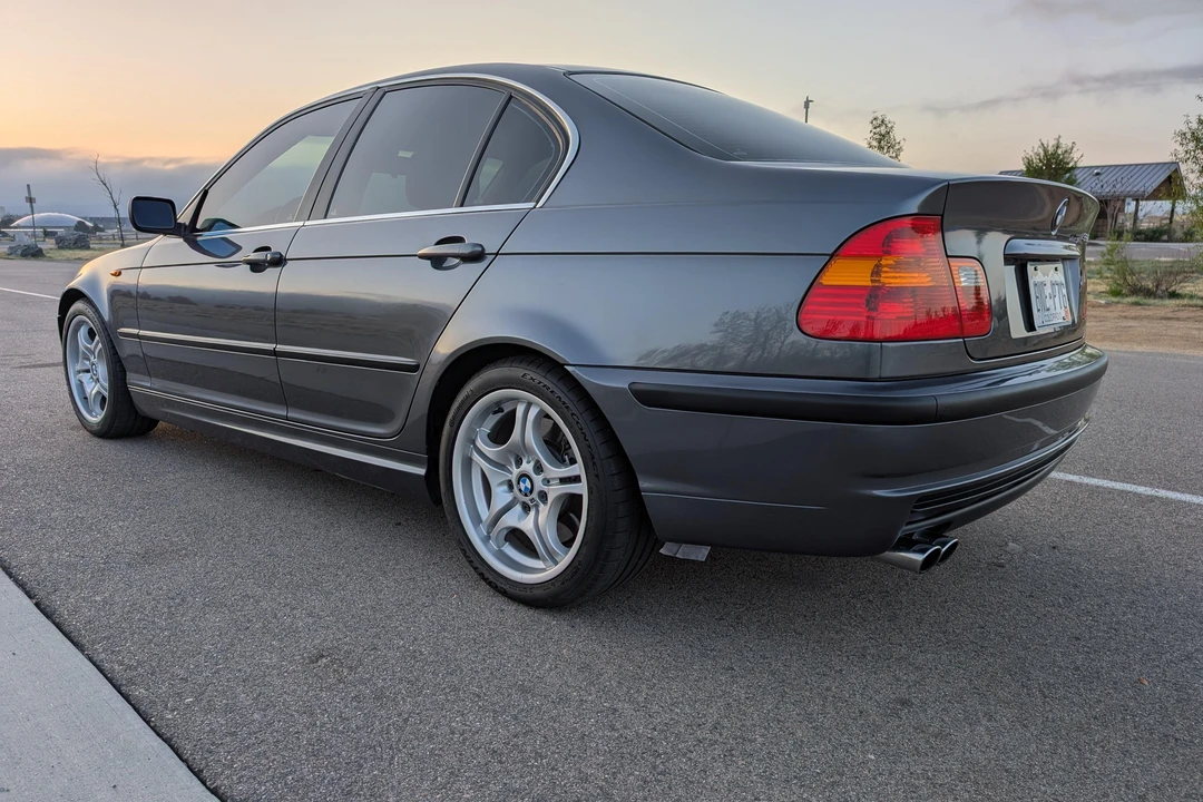 2002 BMW E46 330i & 330Ci - Image 14 of 31