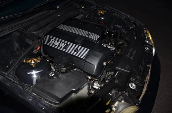2002 BMW E46 330i & 330Ci - Image 19 of 19