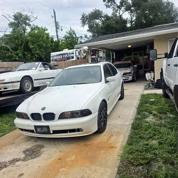 2002 BMW 5 Series 525i Sedan