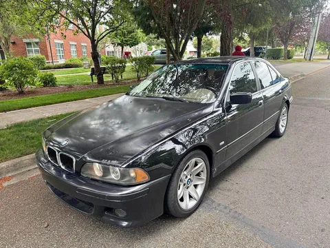 2002 BMW 5 Series 525i Sedan