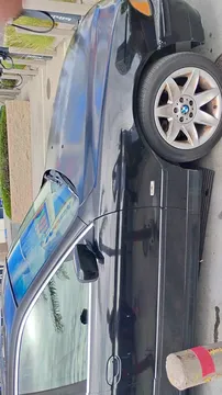 2002 BMW 5 Series 525i Sedan 4D