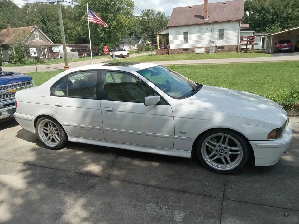 2002 BMW E39 5 Series - Image 2 of 10