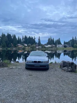 2002 BMW 5 Series 525i Sedan