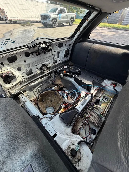 2002 BMW E39 5 Series - Image 9 of 13