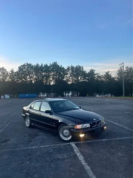 2002 BMW 5 Series 528i Sedan 4D
