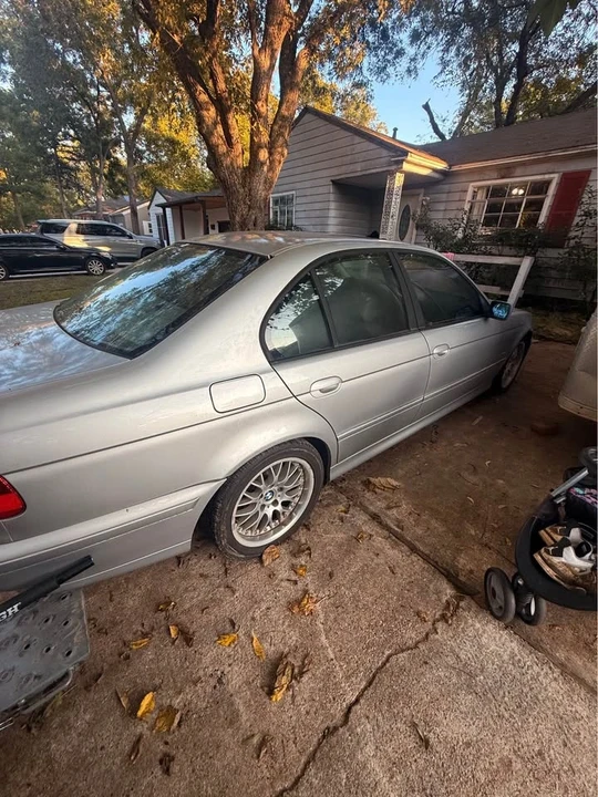 2002 BMW E39 5 Series - Image 2 of 3