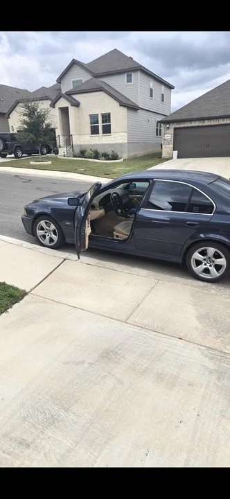 2002 BMW E39 5 Series - Image 3 of 4