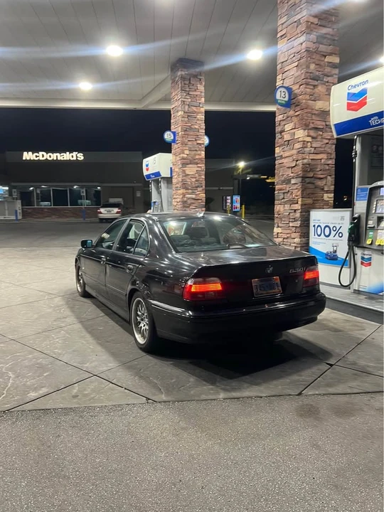 2002 BMW E39 5 Series - Image 2 of 4