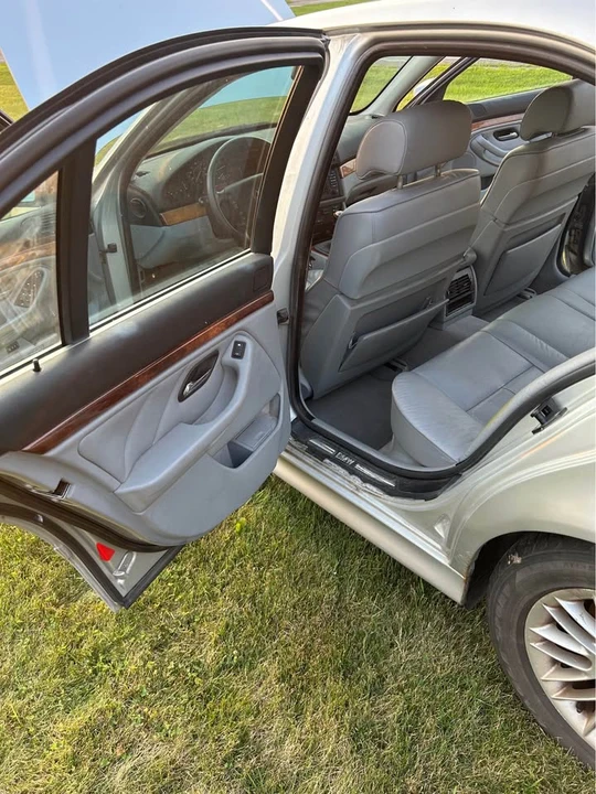 2002 BMW E39 5 Series - Image 3 of 13