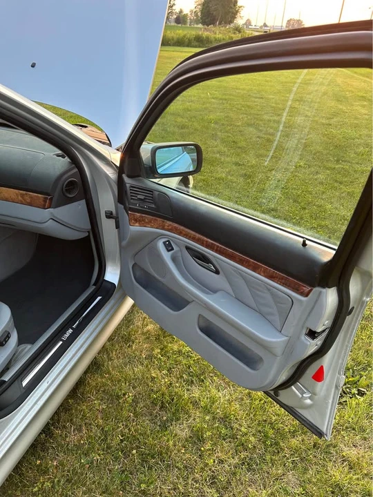2002 BMW E39 5 Series - Image 8 of 13