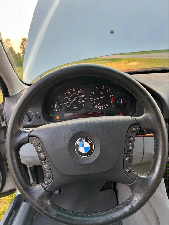 2002 BMW E39 5 Series - Image 12 of 13
