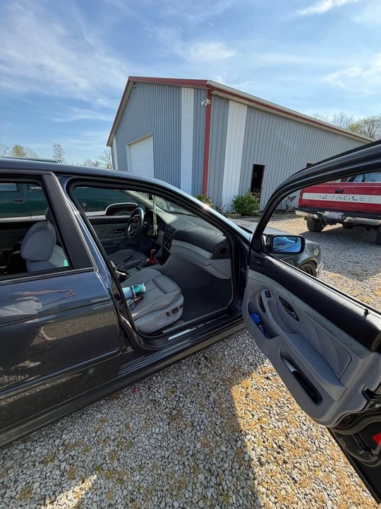 2002 BMW E39 5 Series - Image 8 of 11
