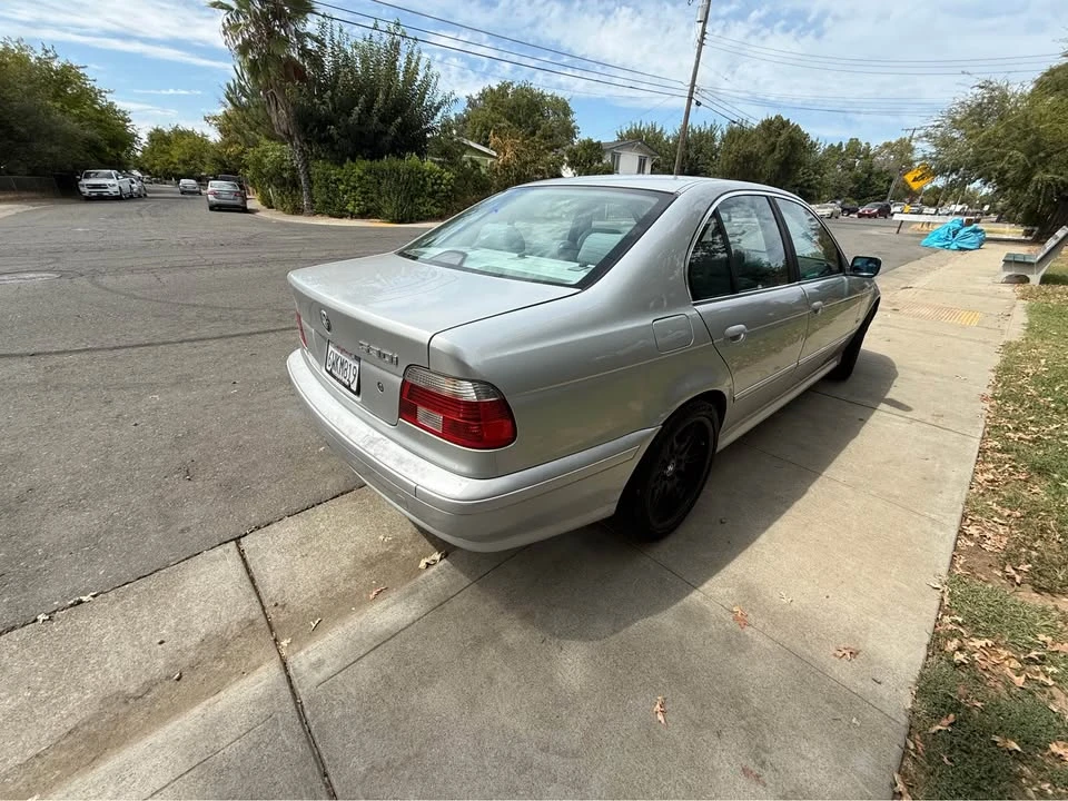 2002 BMW E39 5 Series - Image 4 of 5