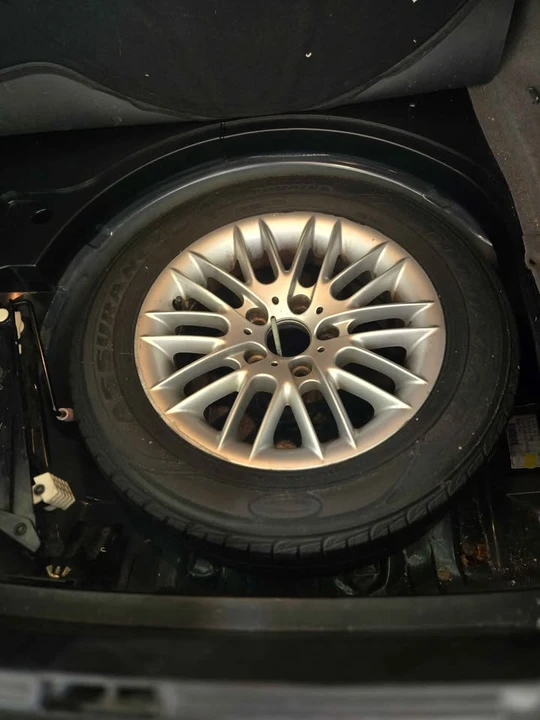 2002 BMW E39 5 Series - Image 5 of 8
