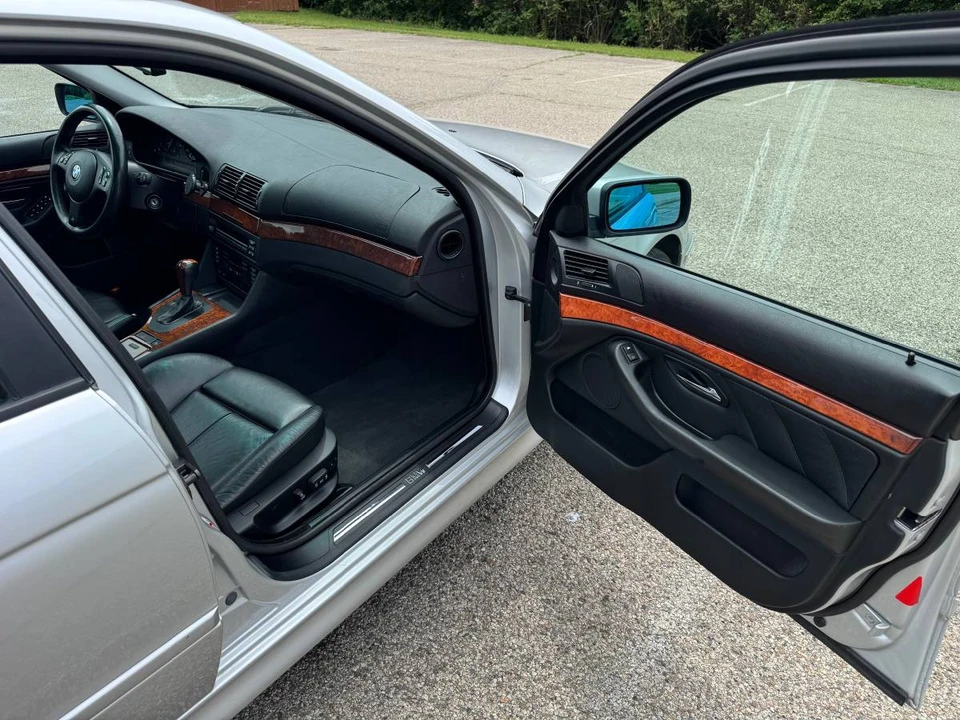 2002 BMW E39 5 Series - Image 13 of 24