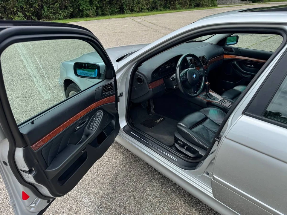 2002 BMW E39 5 Series - Image 9 of 24
