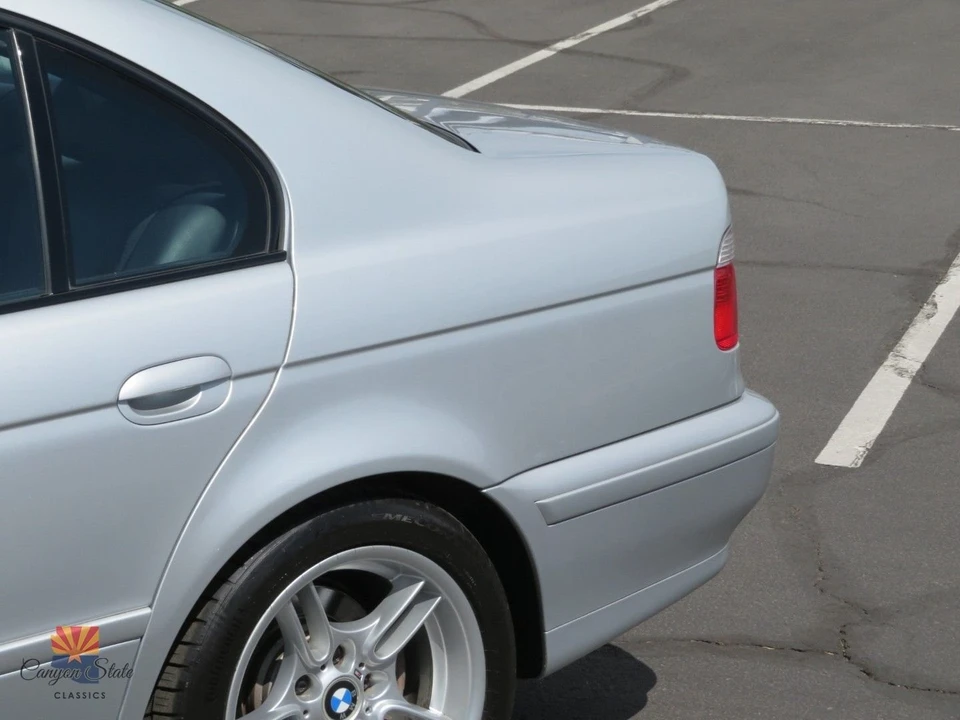 2002 BMW E39 540i - Image 14 of 21