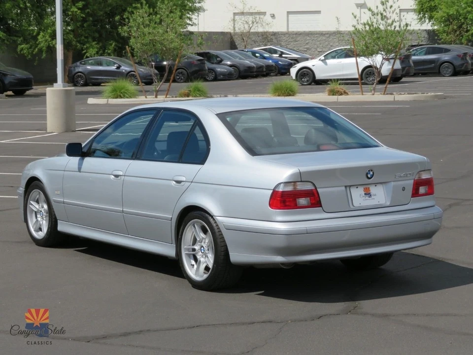2002 BMW E39 540i - Image 10 of 21