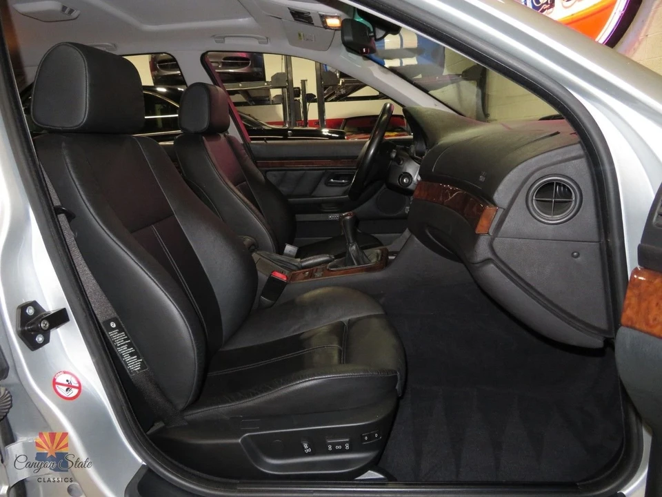 2002 BMW E39 540i - Image 6 of 21