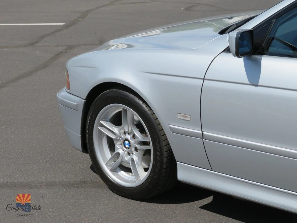 2002 BMW E39 540i - Image 12 of 21