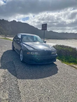 2002 BMW 5 Series 540i Sedan 4D