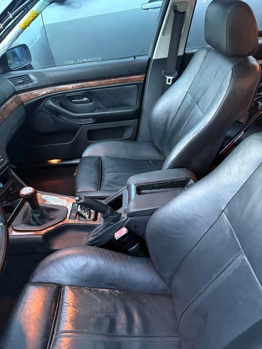 2002 BMW E39 540i - Image 6 of 8