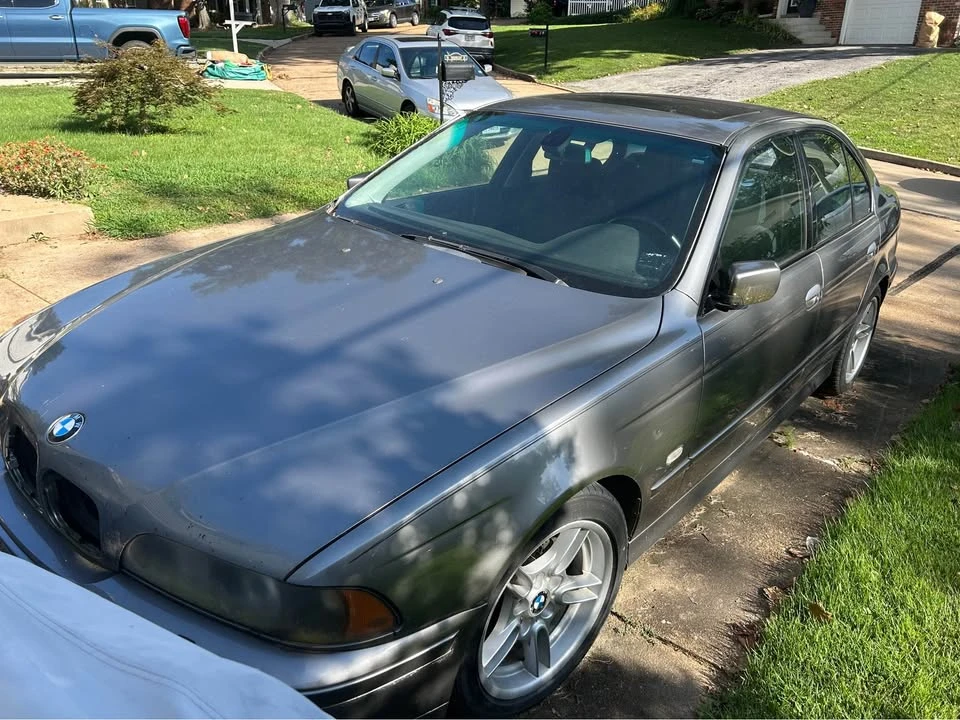 2002 BMW E39 540i - Image 2 of 3