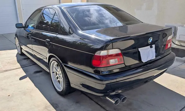 2002 BMW 5 Series 540i Sedan 4D