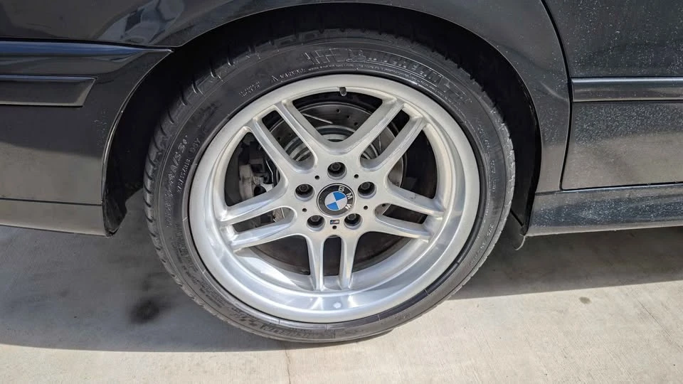 2002 BMW E39 540i - Image 8 of 11