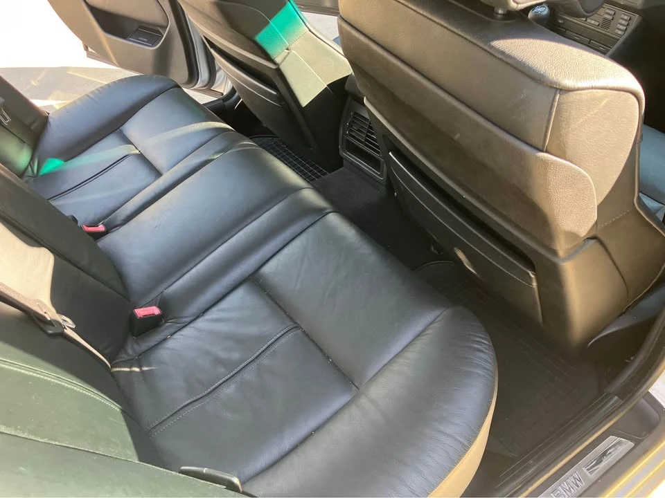 2002 BMW E39 540i - Image 10 of 12