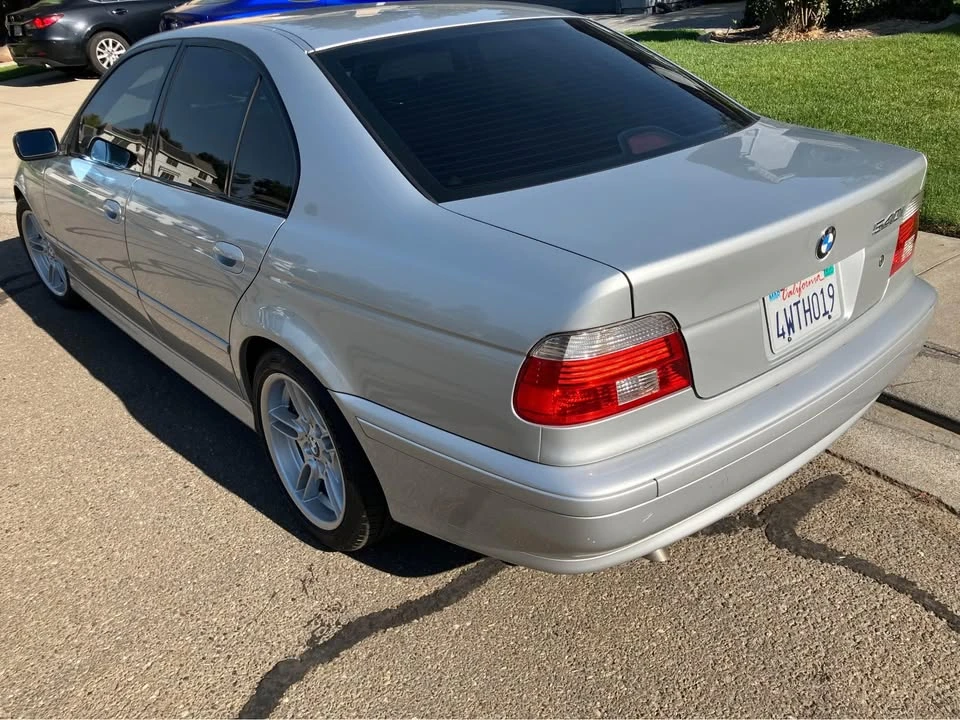 2002 BMW E39 540i - Image 5 of 12