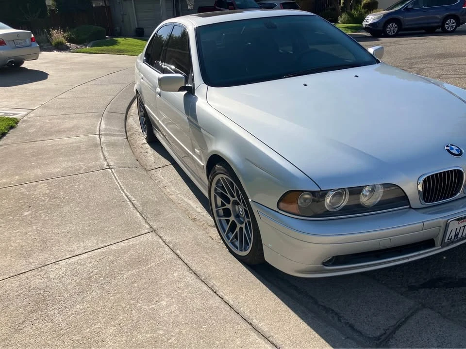 2002 BMW E39 540i - Image 4 of 12