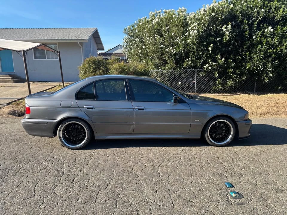 2002 BMW E39 540i - Image 7 of 16