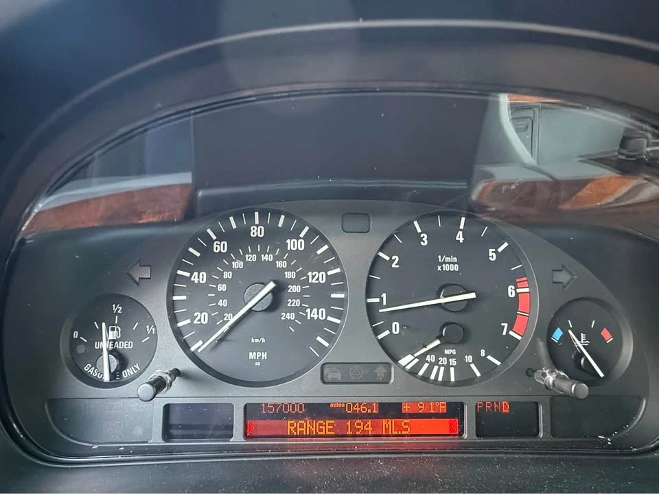 2002 BMW E39 540i - Image 14 of 15