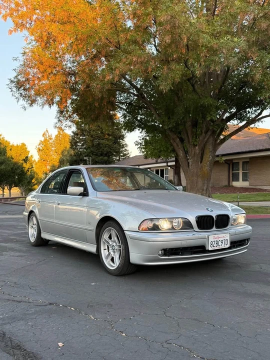 2002 BMW E39 540i - Image 3 of 15