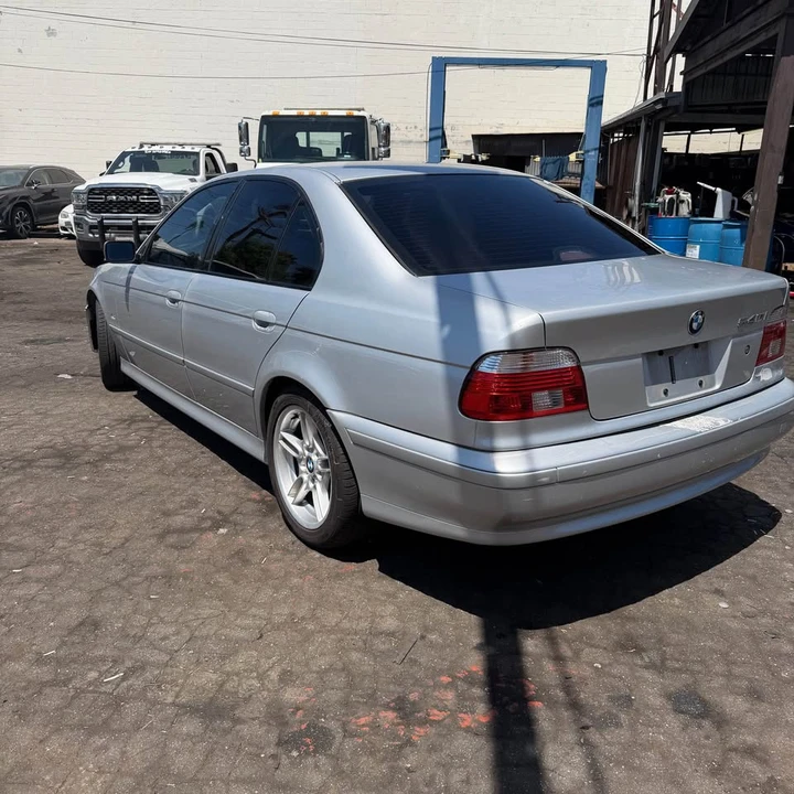 2002 BMW E39 540i - Image 4 of 7