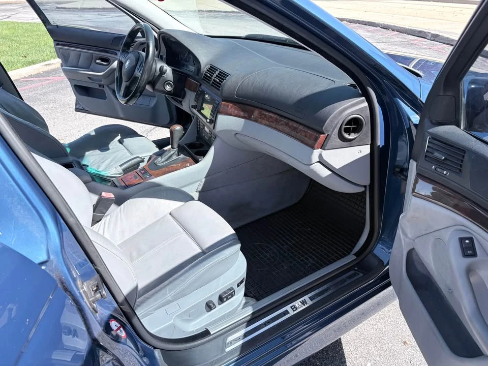 2002 BMW E39 540i - Image 13 of 15