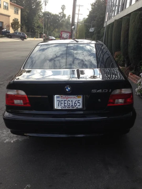 2002 BMW E39 540i - Image 3 of 4