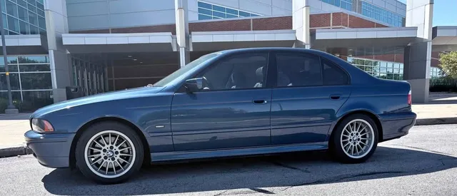 2002 BMW 5 Series 540i Sedan 4D