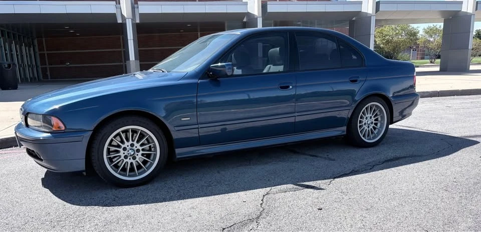 2002 BMW E39 540i - Image 3 of 15