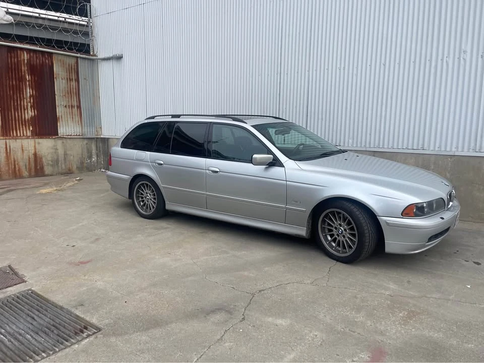 2002 BMW E39 540i - Image 3 of 8